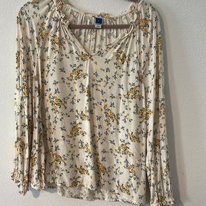 Old Navy Floral Long Sleeve Top